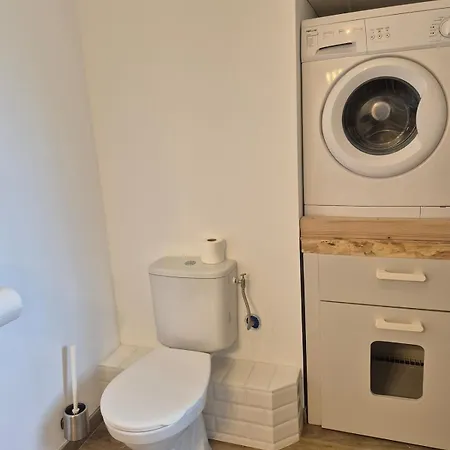 Jolie Maison , Jardin Prive , Classee 3 Etoiles *