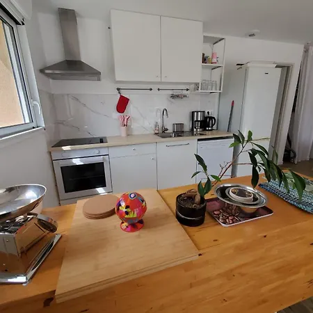 Jolie Maison , Jardin Prive , Classee 3 Etoiles Acquigny